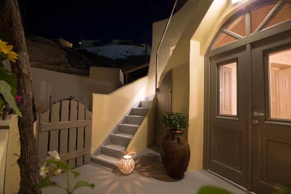 Love Nest With Hot Tub, Hammam & Outdoor Cinema Akrotírion Esterno foto